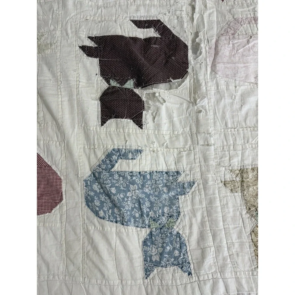 VTG Cat Kitten Quilt 61x76 Cottage Core Whimsical Patchwork Floral CUTTER FLAWs